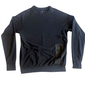 SoulCycle Black Sweatshirt with Skull & Crossbones Hologram‎ Logo –  Small